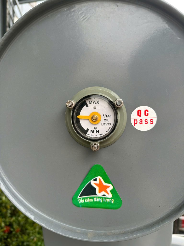 magnetic oil level indicator (mog) transformer